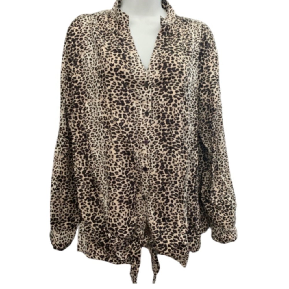 Cheetah print button down top large 1775